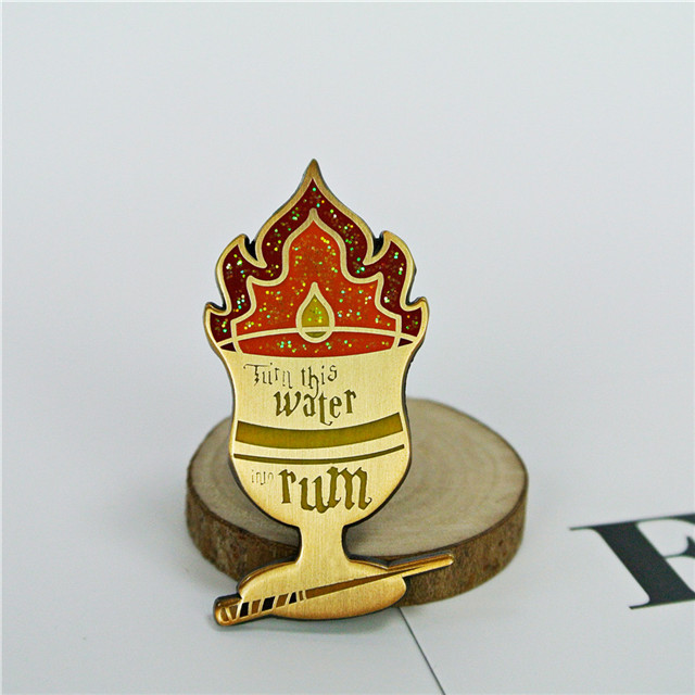 Pin Lapel Cenderamata Uniform